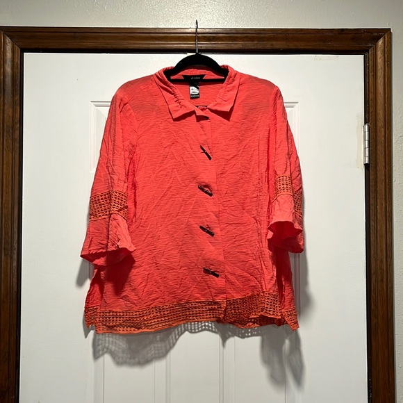 Ali Miles Tops - Ali Miles PETITE LARGE Bright CORAL Blouse Lace Bell sleeve Collared Button down
